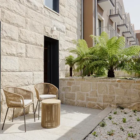 Отель Porto River Soul 4*