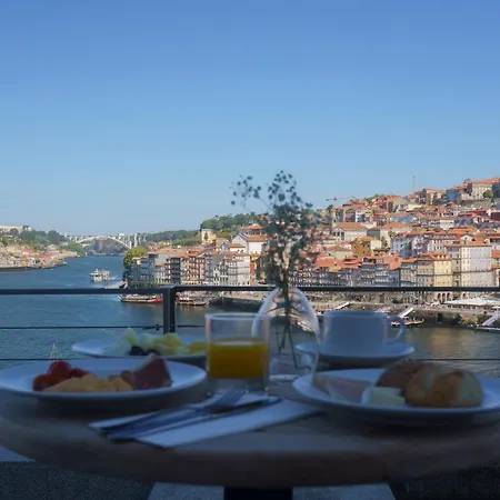 Отель Porto River Soul