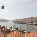 Отель Porto River Soul