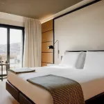 Отель Porto River Soul 4*