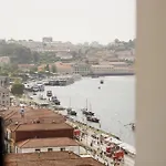 Отель Porto River Soul 4*