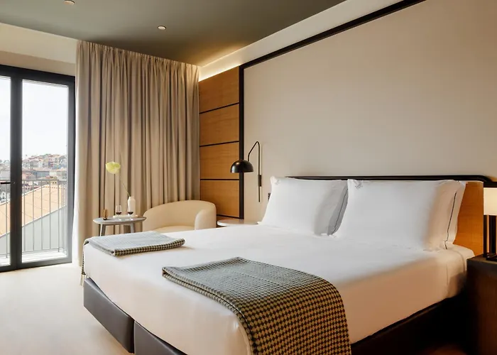 Hotel Porto River Soul 4*